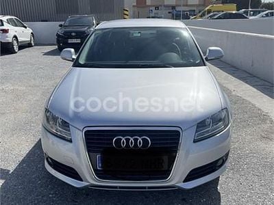 Usado Audi A3 Attraction 105 CV (77 kW) 2009 Gris / plata Utilitario