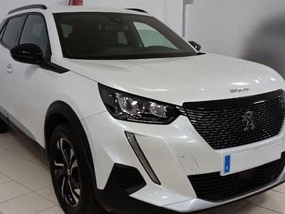 Usado Peugeot 2008 Allure 131 CV (96 kW) 2023 Blanc nacre SUV