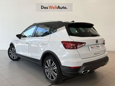 Usado Seat Arona FR 110 CV (80 kW) 2023 Blanco SUV