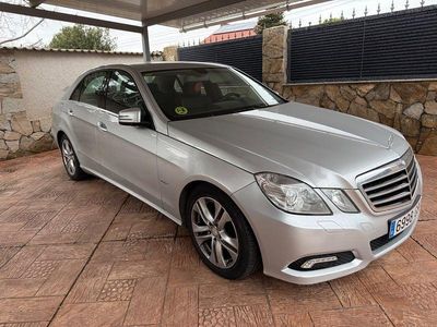 Usado Mercedes E350 231 CV (169 kW) 2009 Gris / plata Berlina