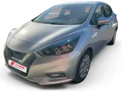Usado Nissan Micra Acenta 92 CV (67 kW) 2023 Gris Utilitario