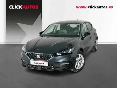 Käytetty Seat Leon Style 116 HP (85 kW) 2025 Harmaa Viistoperä