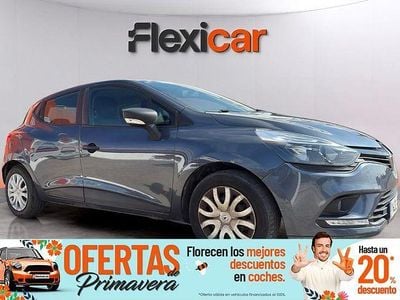 Usado Renault Clio IV Business 75 CV (55 kW) 2018 Gris Berlina
