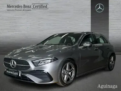 Usado Mercedes A200 150 CV (110 kW) 2024 Gris / plata Berlina