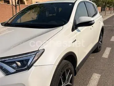 Usado Toyota RAV4 Hybrid 197 CV (144 kW) 2016 Blanco SUV