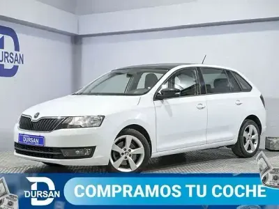 Usado Skoda Rapid Style 125 CV (91 kW) 2016 Blanco Utilitario