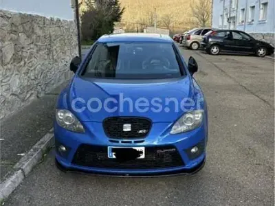 Usado Seat Leon CUPRA 265 CV (194 kW) 2011 Azul Utilitario