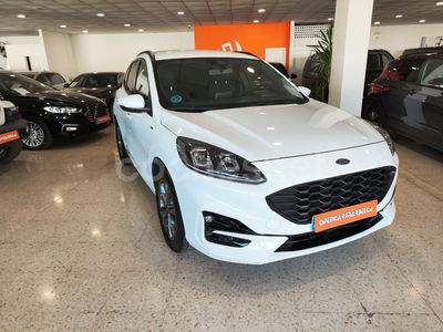 Blanco Usado 2022 Ford Kuga ST-Line SUV | 18.999 € (Caro)