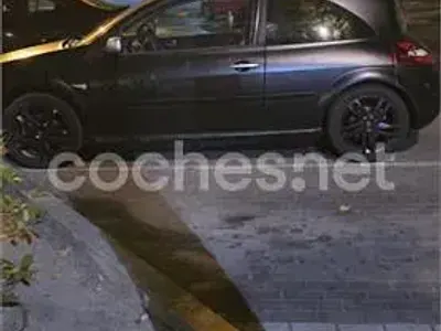 Usado Renault Mégane II Dynamique 165 CV (121 kW) 2007 Negro Berlina