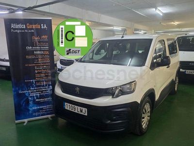 Usado Peugeot Rifter Active 100 CV (73 kW) 2021 Blanco Monovolumen
