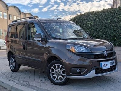 Marrón Usado 2018 Fiat Doblò Trekking Monovolumen | 15.950 € (Un poco caro)