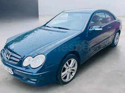 Usado Mercedes CLK320 Avantgarde 224 CV (164 kW) 2006 Azul Coupe