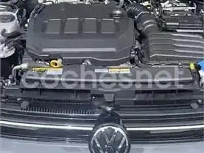 Usado VW Golf VIII Style 150 CV (110 kW) 2025 Gris / plata Berlina