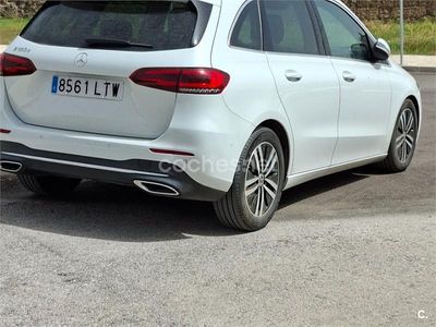 Occasion Mercedes B180 116 PK (85 kW) 2021 Wit MPV