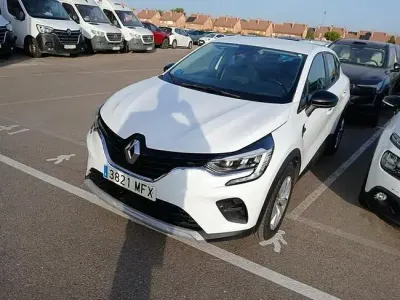 Usado Renault Captur Intens 100 CV (73 kW) 2023 Blanco SUV