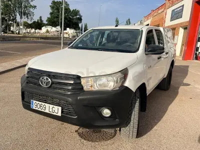 Usado Toyota HiLux 150 CV (110 kW) 2020 Blanco Pickup/Camioneta