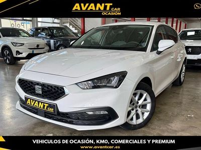 Usado Seat Leon Style 115 CV (84 kW) 2021 Blanco Berlina