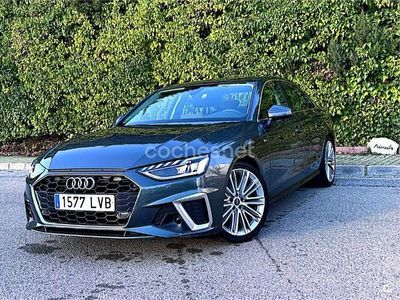 Usado Audi A4 S-Line 136 CV (100 kW) 2021 Gris / plata Berlina