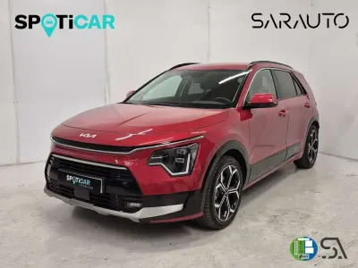 Usado Kia Niro 141 CV (103 kW) 2022 Rojo SUV