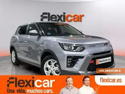 Usado SsangYong Tivoli 135 CV (99 kW) 2024 Gris