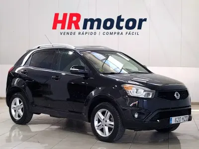 Usado SsangYong Korando Limited 150 CV (110 kW) 2014 Negro SUV