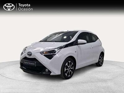 Blanco Usado 2021 Toyota Aygo X-play Utilitario | 12.900 € (Precio justo)