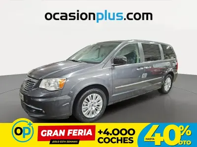 Usado Lancia Voyager Gold 163 CV (119 kW) 2011 Negro Monovolumen