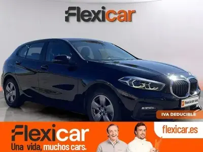 Begagnad BMW 118 150 HK (110 kW) 2023 Svart Halvkombi
