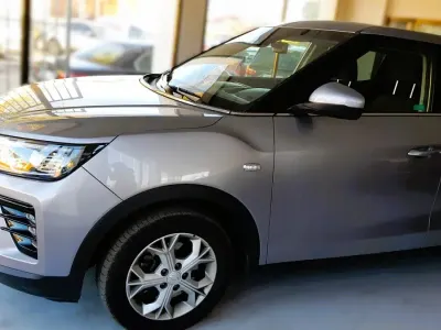 Usado SsangYong Tivoli 2024 Gris