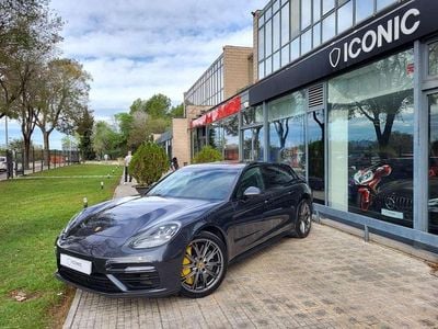 Usado Porsche Panamera Turbo S E-Hybrid Sport Turismo Sport Turismo 680 CV (500 kW) 2018 Gris / plata Familiar