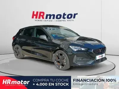 Usado Cupra Leon 150 HP (110 kW) 2024 Preto Sedan
