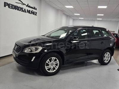Käytetty Volvo XC60 Kinetic 150 HP (110 kW) 2016 Musta Katumaasturi