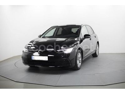 Negro Usado 2021 VW Golf VIII Life Berlina | 22.900 € (Precio justo)