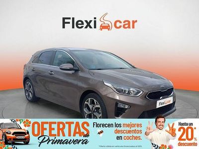 Usado Kia Ceed 140 CV (102 kW) 2019 Marrón Utilitario