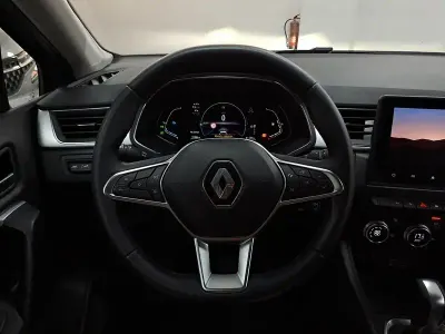 Usado Renault Captur Techno 145 CV (106 kW) 2023 Gris casiopea SUV