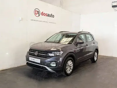 Usado VW T-Cross Advance 95 CV (69 kW) 2023 Gris / plata SUV