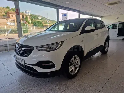 Usado Opel Grandland X Edition 131 CV (96 kW) 2021 Blanco SUV