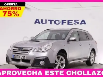 Usado Subaru Outback 150 CV (110 kW) 2014 Gris Familiar