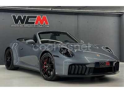 Gris / plata Usado 2025 Porsche 911 Carrera 4 Cabriolet Descapotable | 219.900 €