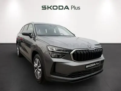 Usado Skoda Kodiaq Selection 150 CV (110 kW) 2025 Gris / plata SUV