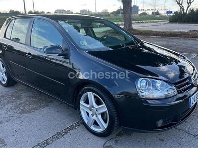 Negro Usado 2006 VW Golf V Highline Berlina | 4990 € (Precio justo)