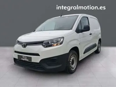 Usado Toyota Proace City City 102 CV (75 kW) 2022 Blanco Monovolumen