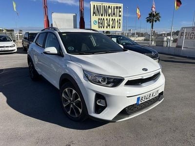 Blanco metalico Usado 2018 Kia Stonic SUV | 10.900 € (Precio justo)