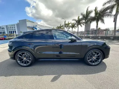 Usado Porsche Cayenne 470 CV (345 kW) 2024 Negro SUV