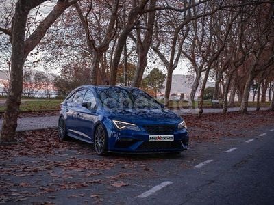 Azul Usado 2018 Cupra Leon Familiar | 25.899 € (Un poco caro)