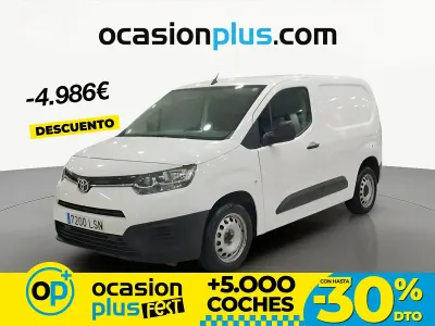 Begagnad Toyota Proace City City 131 HK (96 kW) 2021 Vit Minibuss