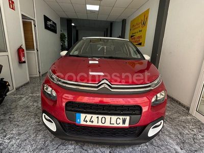 Usado Citroën C3 Feel 82 CV (60 kW) 2019 Rojo Utilitario