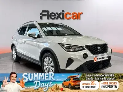 Usado Seat Arona Style 110 CV (80 kW) 2024 Negro SUV
