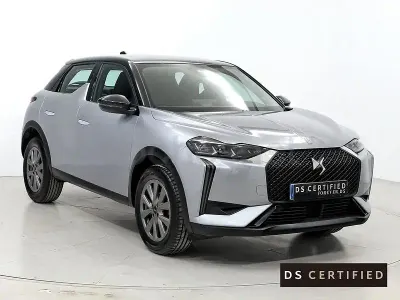 Usado DS Automobiles DS3 Bastille 100 CV (73 kW) 2023 Gris / plata SUV