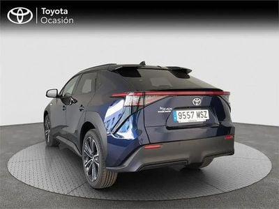 Używany Toyota bZ4X Plus 150 kW (204 KM) 2024 Niebieski SUV